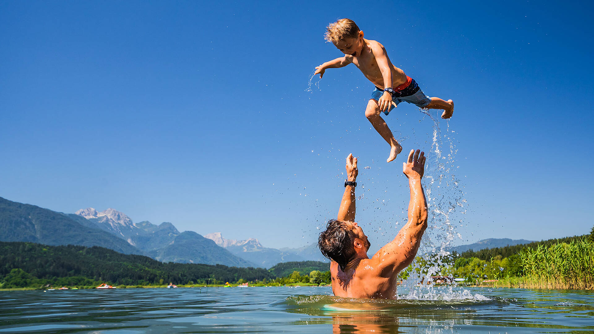 NLW_Familie am Pressegger See